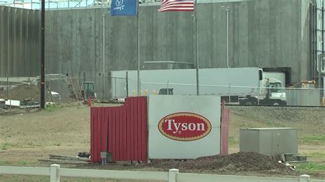 Tyson Closes Down Meat Facility After Over 100 Workers Test Positive