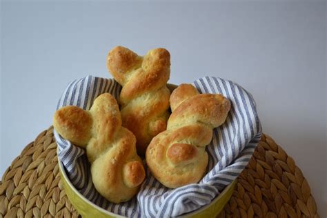 Süße Häschen aus Quark-Öl-Teig zu Ostern