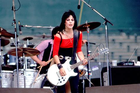 Joan Jett And The Blackhearts Drop Previously Unreleased Live