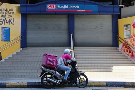 The befrienders kuala lumpur has seen an increase in the number of calls during the first phase of the movement control order (mco). Number of p-hailing deaths during MCO misinterpreted ...
