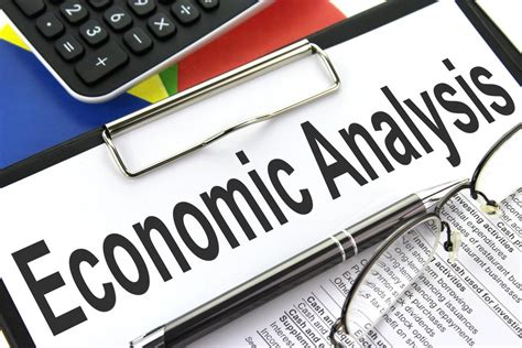 Economic Analysis Free Of Charge Creative Commons Clipboard Image