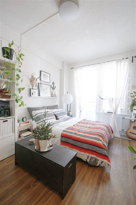 5 Studio Apartment Layouts That Just Plain Work Apartment Therapy