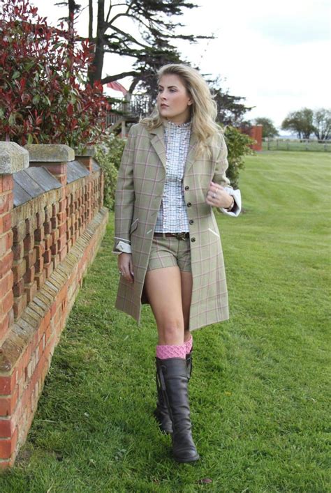 Pin By Olivia On Town And Country Living Country Style Outfits Country Fashion Fashion