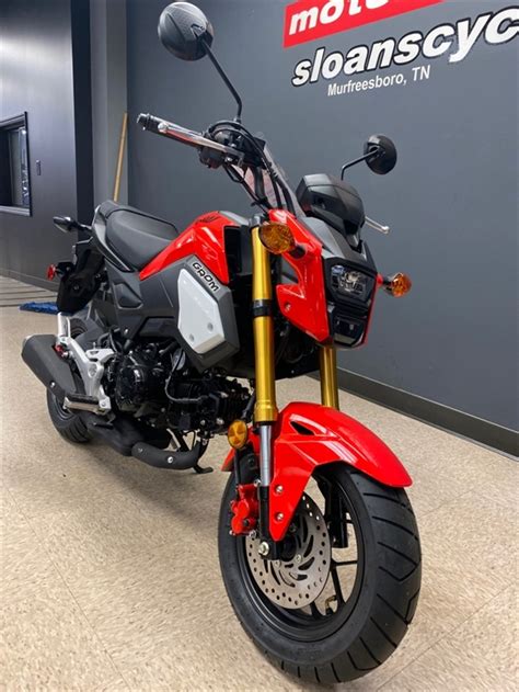 It produces 9.8 ps at 7,000 rpm and 11 nm at 5. 2020 Honda Grom | Sloan's Motorcycle ATV