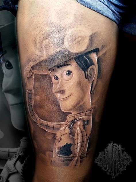 Woody Toy Story Tatuaje Realizado Por El Tatuador Enrique Morraz