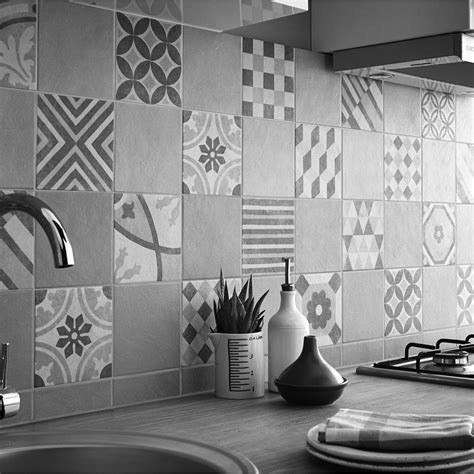 Hoje, a leroy merlin brasil possui 45 lojas distribuídas em 11 estados brasileiros e o distrito federal. carrelage Leroy Merlin Gatsby Artens gris patchwork façon ...