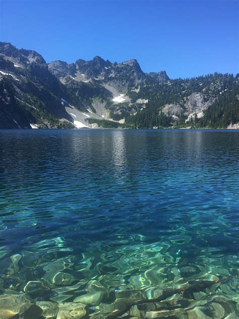 Clear Water Of Snow Lake In Summer Washington Cascades Oc 3024x4032
