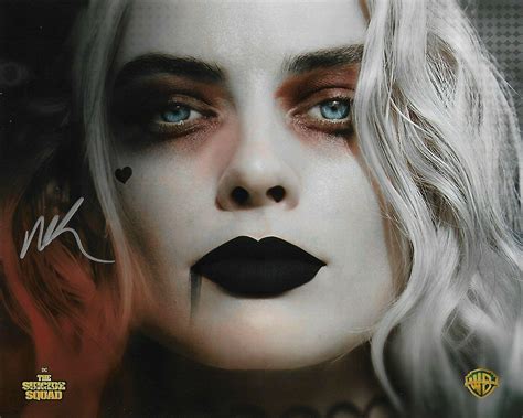 Margot Robbie Suicide Squad Harley Quinn Autographed 8 X 10 Signed