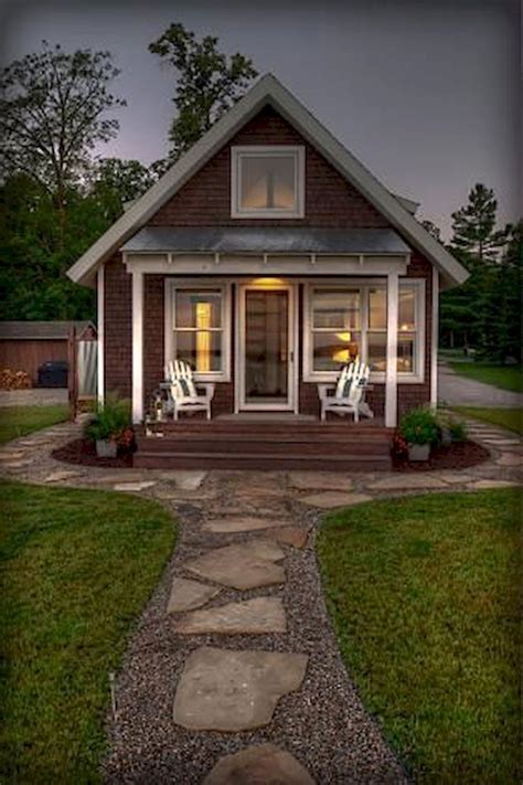 30 Elegant Cottage Design Ideas For Fun Lives In 2019 Small Cottage