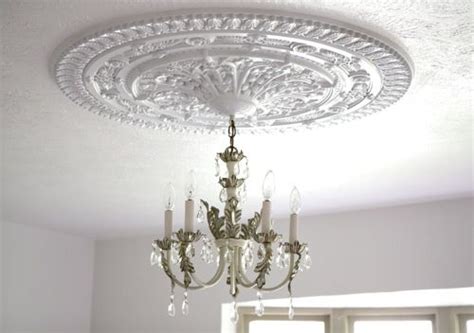They add a lot of character and charm to overall appearance of depending on design of roof, shape of medallion can be rhombic or a circle inscribed in a square, square or trapezoidal, and so on.diy ceiling. 14 best images about ceiling medallion on Pinterest ...