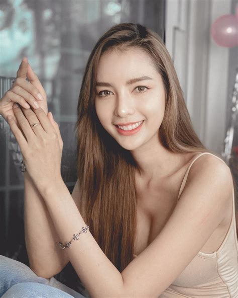 Nitsa Katrahong Most Beautiful Transgender Woman Thailand Thai