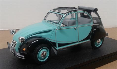 Citroen 2cv Charleston Plastic Model Car Kit 124 Scale 07095