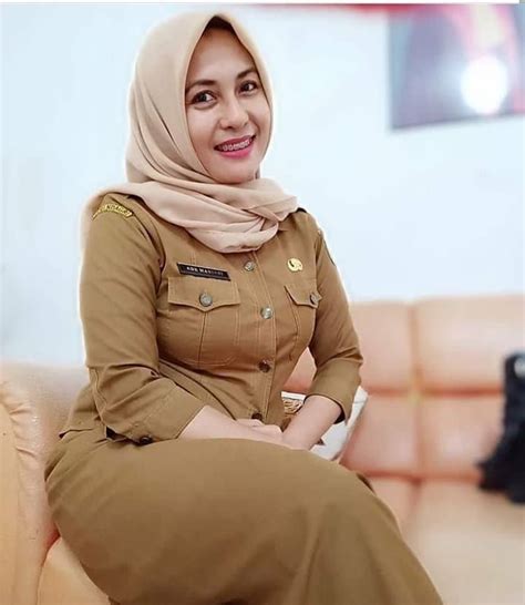 Pegawai Cantik Indonesia Di Instagram Semoga Bahagia☺️ Sumber