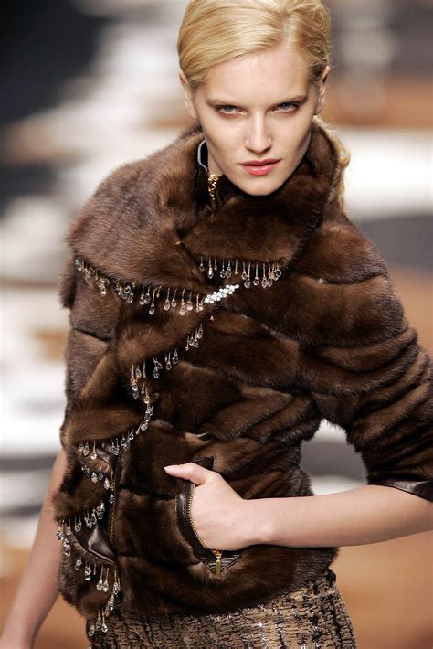 Black Faux Fur Coat Fox Fur Coat Cool Jackets Jackets For Women Fur Fashion Womens Fashion