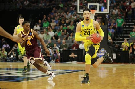 Payton pritchard missed three point jumper. March Madness : Oregon dispose facilement d'Iona | Basket USA