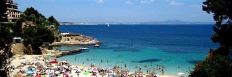 Una delle tappe caratteristiche del mediterraneo occidentale, capitale dell'isola di maiorca, palma è conosciuta a molti come meta per la vita notturna. Palma di Maiorca | Cosa visitare e vedere a Palma di Maiorca