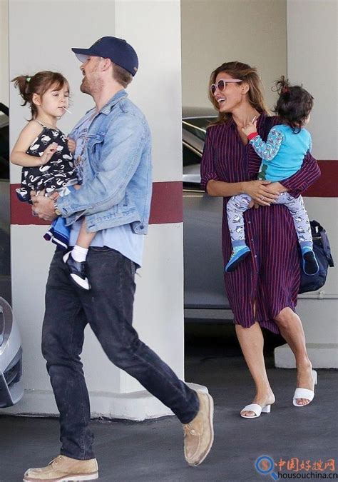 Ryan gosling s and eva mendes s baby is here parents. Eva Mendes | Page 41 | the Fashion Spot