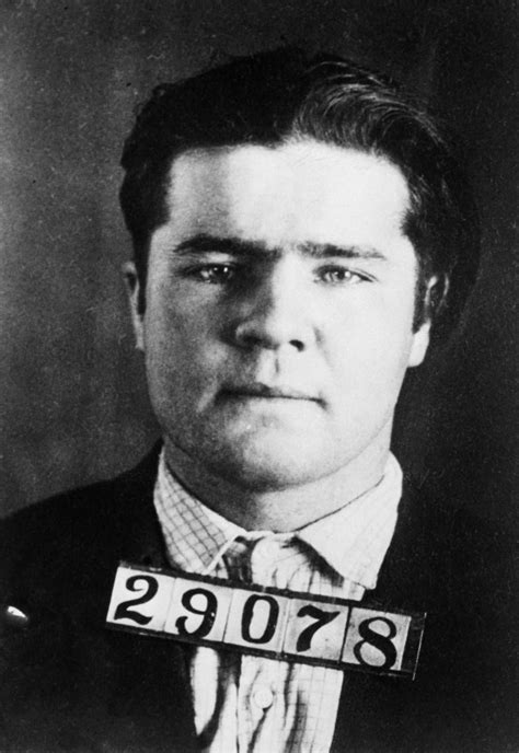 Mugshots of Famous Mobsters (PHOTOS) - Biography | Pretty boy floyd