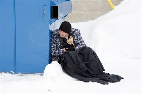 What To Do If You See A Homeless Person Sleeping In The Snow Metro News