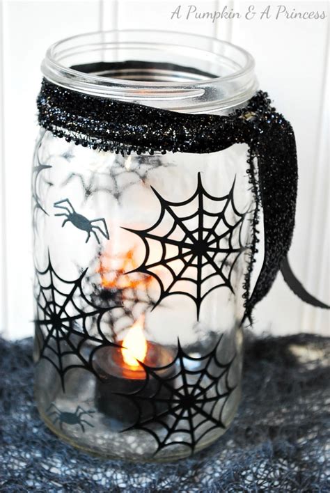 16 Awesome Halloween Mason Jar Crafts