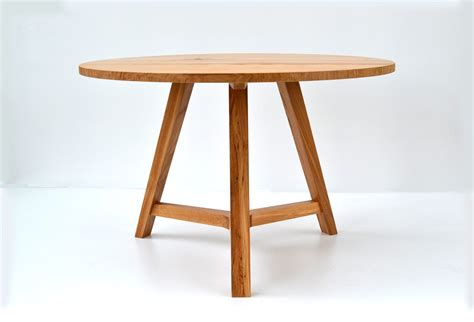 Round Oak Dining Table Handmade Oak Tables Makers Kitchen Tables