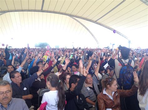 David monreal, hermano del senador ricardo monreal esta candidatura, entre otras cosas, ha avivado los reclamos del cacicazgo que la familia monreal ha intentado establecer en zacatecas. David Monreal Ávila on Twitter: "#Zacatecas alzó la mano ...