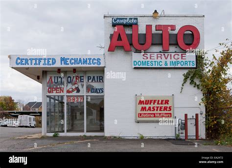 Vintage Auto Repair Shop Sign Virginia Usa Stock Photo Royalty Free