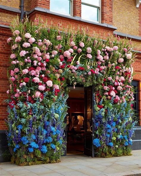Chelsea Is In Bloom To Celebrate The Return Of The Chelsea Flower Show