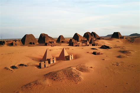 The Nubian Pyramids Sudans Long Lost Ancient Pyramids Pyramidomania