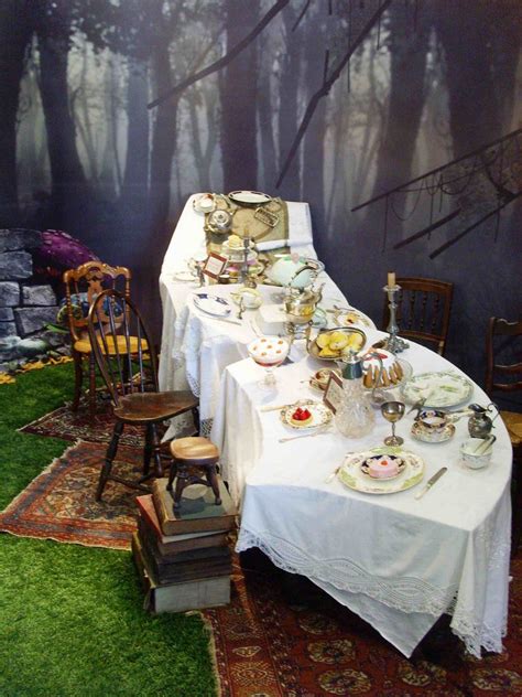 Alice In Wonderland Themed Hot Topic Alice In Wonderland Tea Party Alice In Wonderland Tea