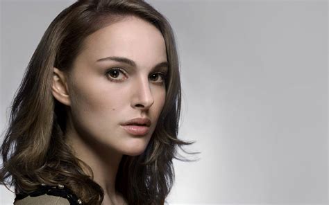 Free Download Natalie Portman Face Brunette Actress Closeup Simple