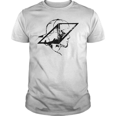 Avicii Tee By Bruceowi62 Teeshirt21 Avicii T Shirt Print Clothes