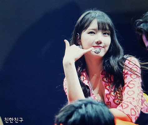 Yerin Pics On Twitter Our Girl Can Be Sexy And Cute At The Same Time…
