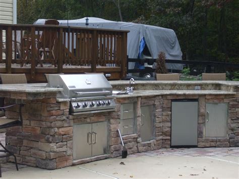 Designed by broberg & ridderstråle, this outdoor kitchen has a steel base and gray stainless. Christina and Lee used BBQ Coach Frame Kit to build this ...