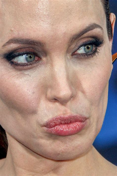 Celebrity Photos That Are Really Close Up Celebs With Bad Skin Nose