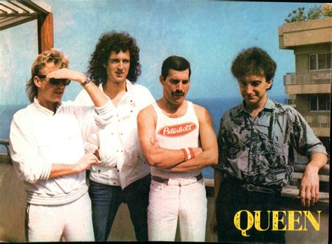 1c Queen The 80s 585 Photos Vk In 2020 Queen Friend Queen