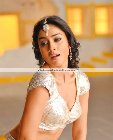 Hot Indian Actress Rare Hq Photos Sexy Actress Shriya Saran Hottest Song Ever From Telugu Movie
