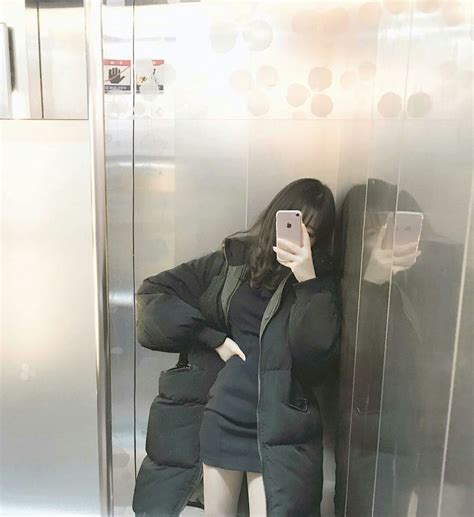 10에 있는 Hanbi님의 핀 한국 패션 패션 탄탄한 몸매를 가진 여자