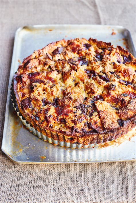 Les 40 meilleures recettes de desserts de jamie oliver et de son équipe. Jamie Oliver Bread & Butter Pudding | Alternative ...
