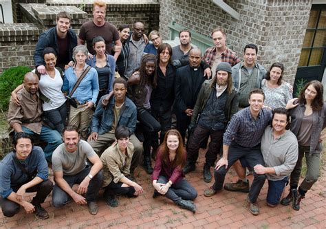 More The Walking Dead Season 6 Behind The Scenes Photos Released