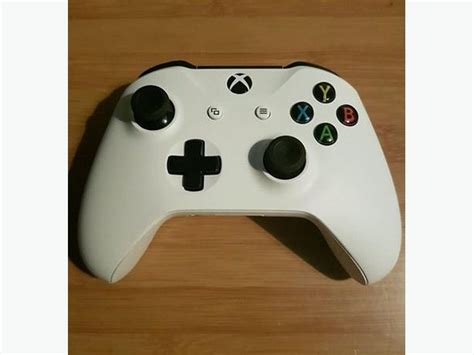 Xbox One White Wireless Controller Brand New Boxed Wolverhampton Sandwell