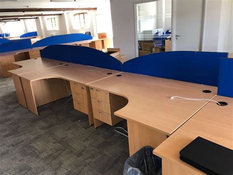 Second hand office chairs that are available for sale, are usually limited in both quantity and variety. Used Office Furniture Hampshire: Second Hand Desks & Chairs