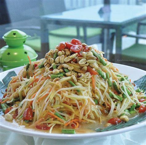 It is one of two remaining f&b outlets in level 4 of suria klcc, an achievement indeed. FOOD Malaysia