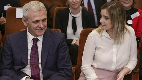 După ce liviu dragnea a fost condamnat la 3 ani şi 6 luni de închisoare cu executare, iubita sa, irina tănase, a ajuns încă o dată în atenția opiniei publice. Iubita lui Liviu Dragnea, criticata pentru tinuta de la ...