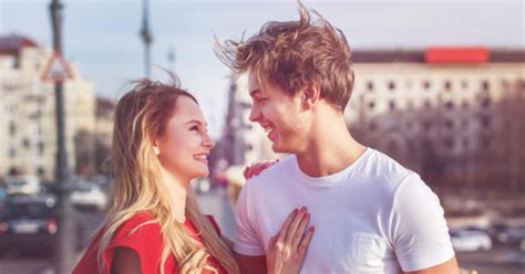 Do not think that you are being rude. How do you respond when a guy calls you beautiful ...