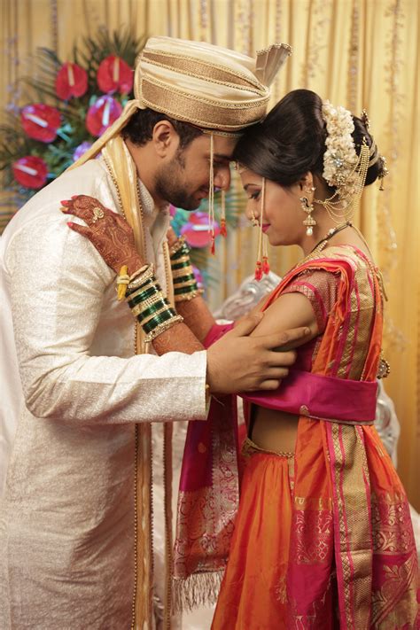 Traditional Marathi Wedding Photography Poses Wedding Photography Poses