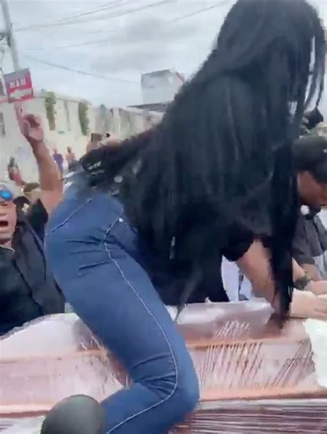Watch Woman Twerking On Man S Coffin Goes Viral And Leaves People Confused