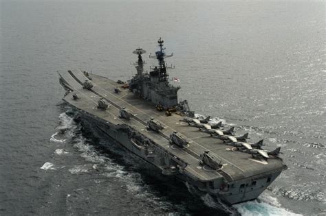 Ship Vehicle Battleship Aircraft Carrier Ins Viraat