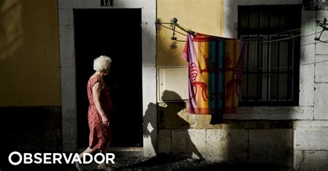 Lisboa Refor A Fiscaliza O Do Alojamento Local Observador