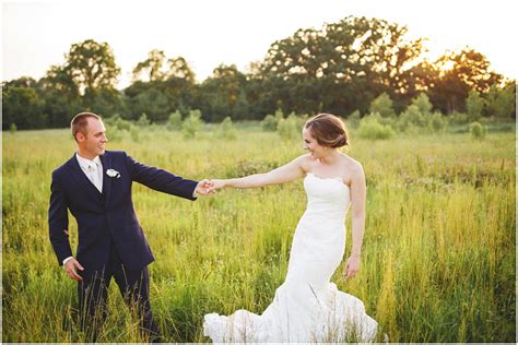 Outdoor Wedding Photography By Rachael Schirano Photography